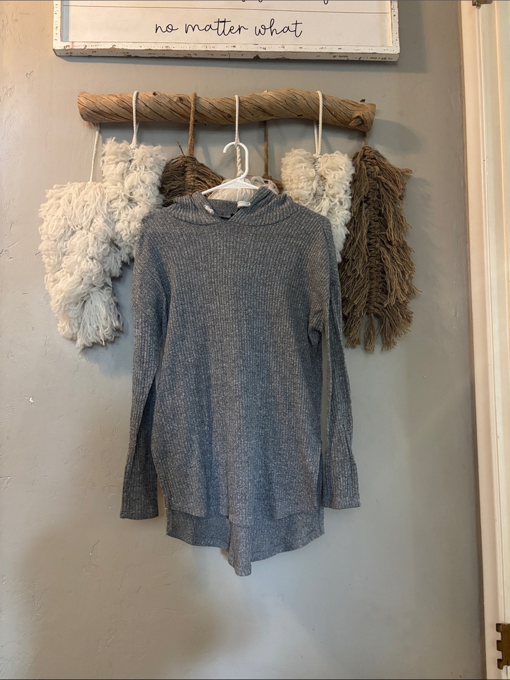Women's Hooded Ribbed Knit Sweater - Gray